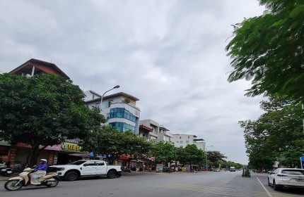 Shophouse Thuận An Central Lake, bên cạnh ủy ban Quận Gia Lâm. 375m2 sàn. Mt 6m. View hồ. Lh 0989894845